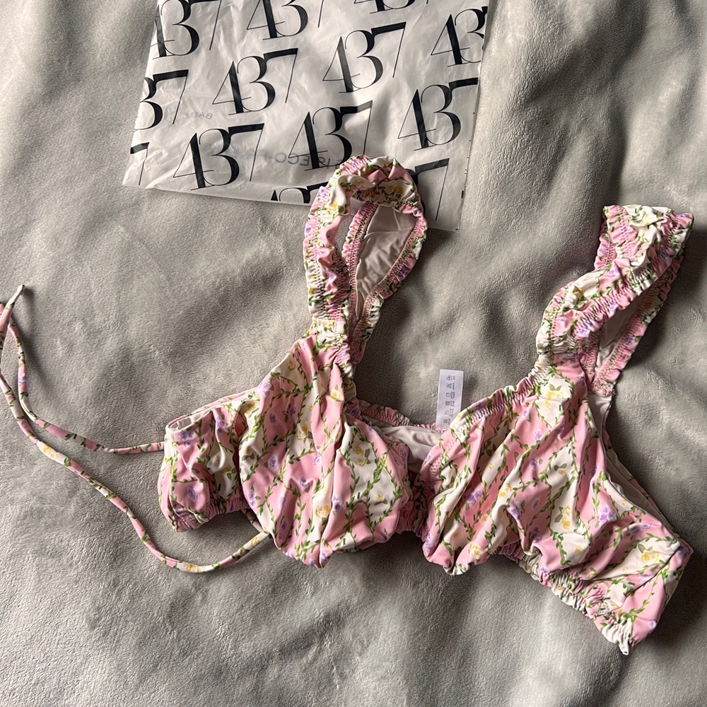 437 Floral Pink Swim Top